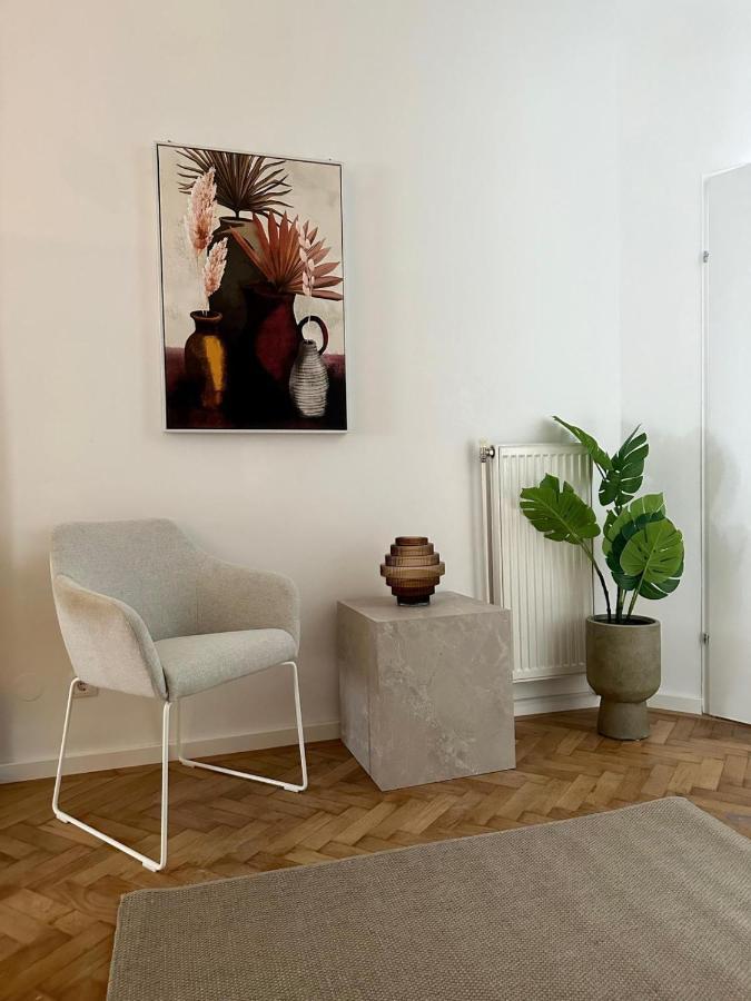 Designer Apartment Near Main Station Viena Exterior foto
