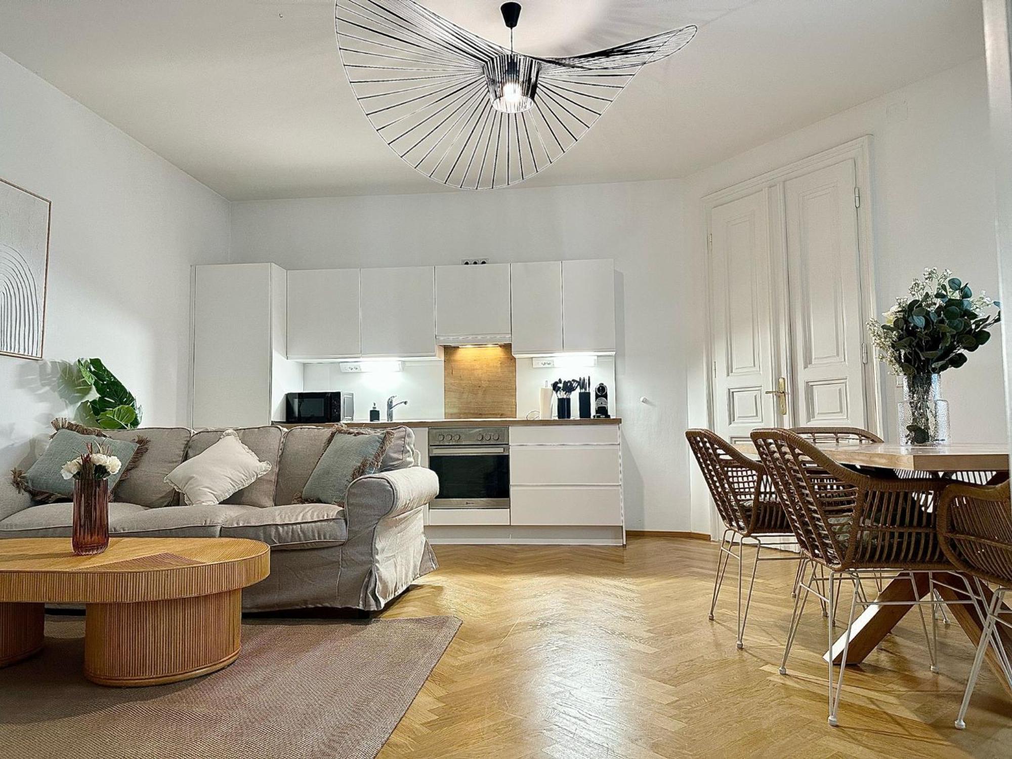 Designer Apartment Near Main Station Viena Exterior foto